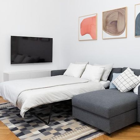 Apartment Herzer Zagreb Bagian luar foto