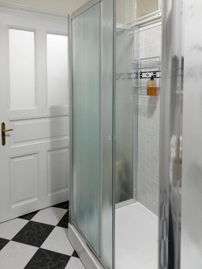 Apartment Herzer Zagreb Bagian luar foto